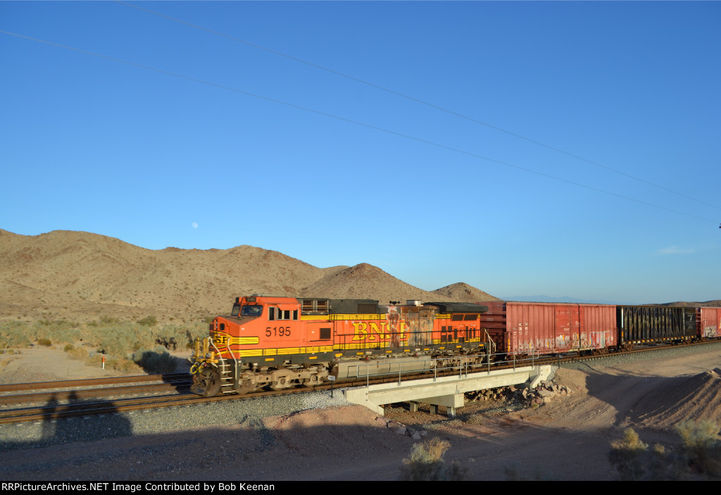 BNSF 5195